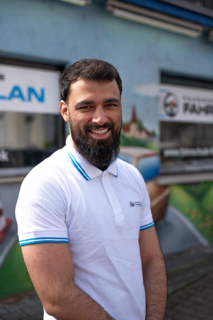 Mohammad – Team der Fahrschule Fahrplan Frankfurt