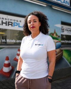 Fahrlehrerin Michelle